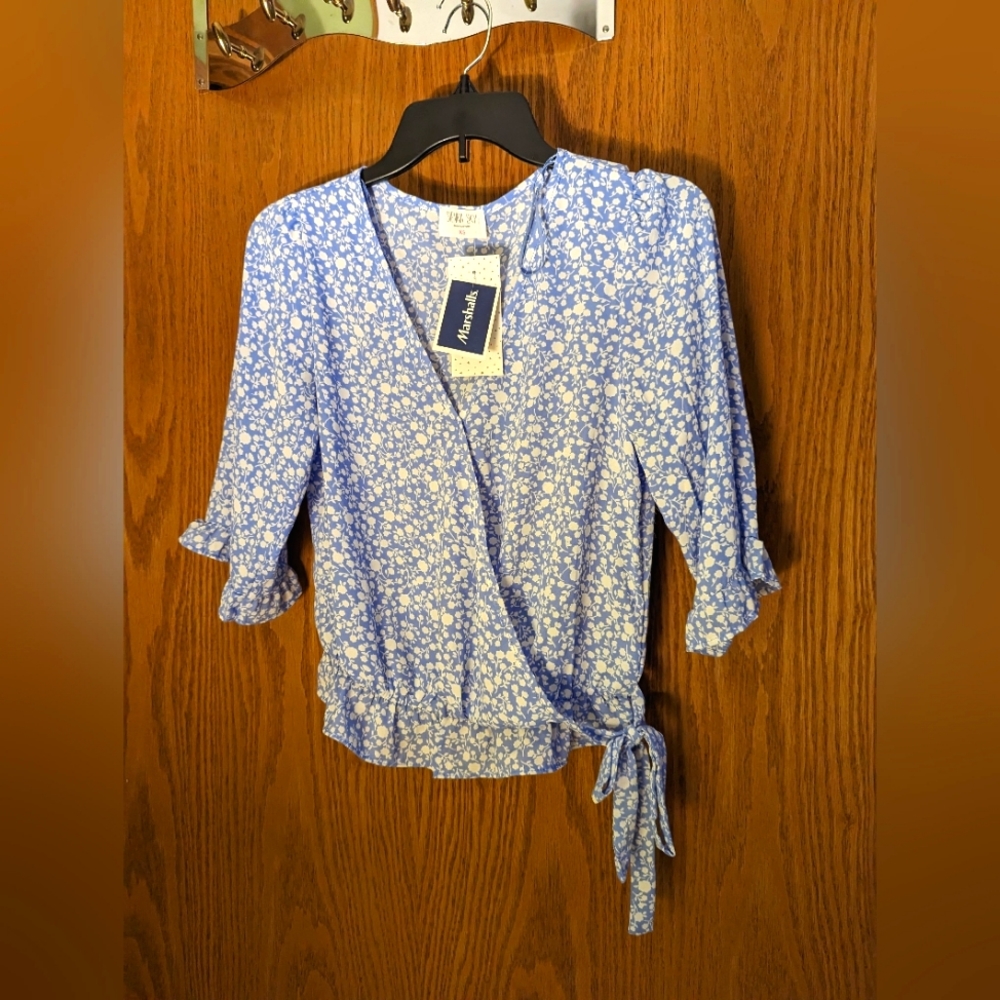 NWT Sienna Sky Blouse